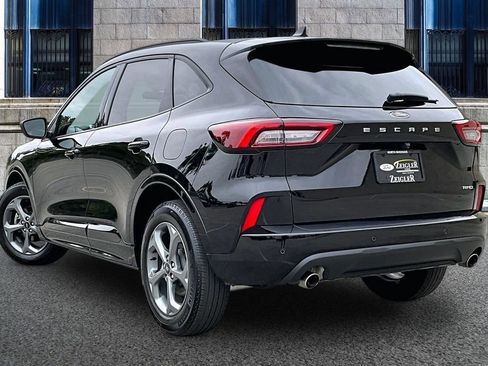 Used 2023 Ford Escape ST-Line w/ Tech Pack #1 AWD/4WD image 10
