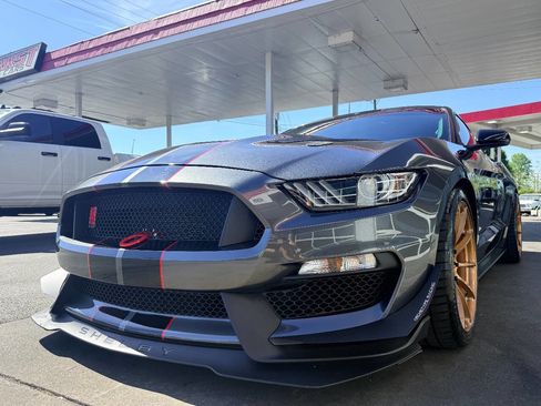 Used 2019 Ford Mustang Shelby GT350R w/ GT350R Equipment Group 920A image 27