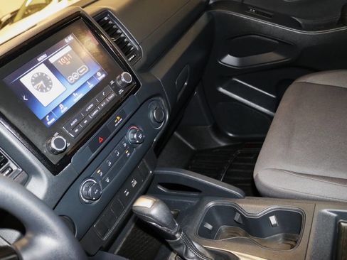 Used 2022 Nissan Frontier S image 29