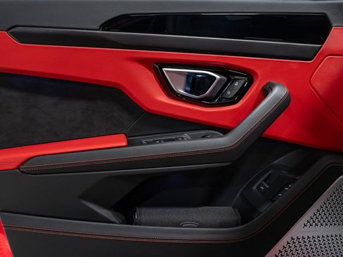 Used 2021 Lamborghini Urus $308K MSRP! image 37