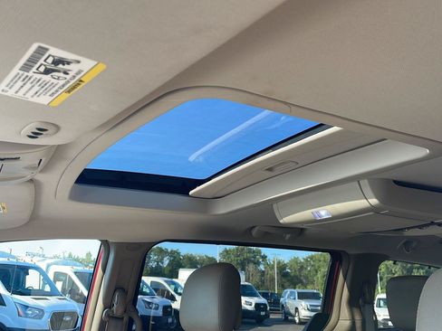 Used 2013 Chrysler Town & Country Touring-L w/ Driver Convenience Group FWD image 25