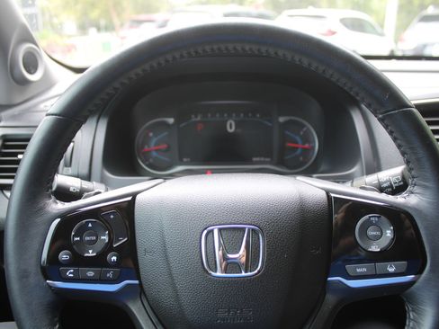 Used 2022 Honda Pilot Special Edition image 33