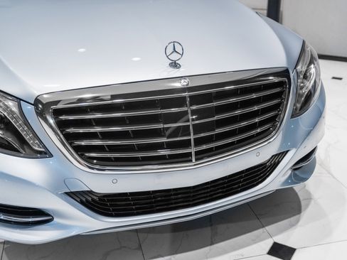 Used 2015 Mercedes-Benz S 550 4MATIC Sedan image 10