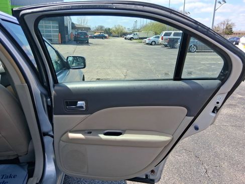 Used 2012 Ford Fusion SEL FWD image 11