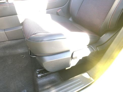 New 2026 Nissan Kicks SR w/ Cold Weather Package image 12