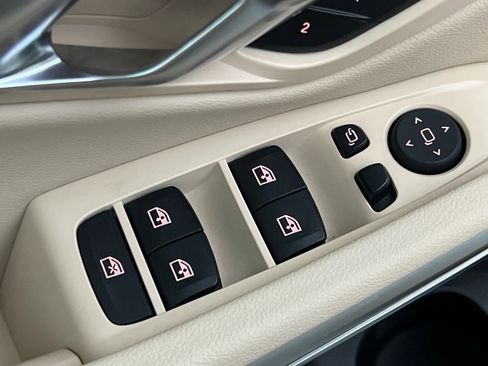 Certified 2023 BMW 330i Sedan w/ Premium Package image 13