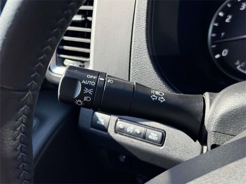 Used 2023 Nissan Frontier SV w/ SV Convenience Package image 24