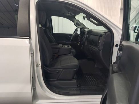 Used 2019 Chevrolet Silverado 1500 Custom AWD/4WD image 28