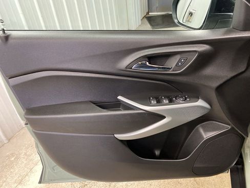 Used 2024 Chevrolet Trax RS w/ Driver Confidence Package FWD image 33