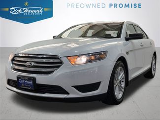 Used 2015 Ford Taurus SE video 1
