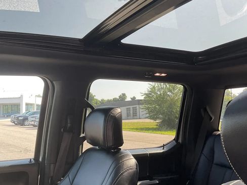 Used 2018 Ford F150 XLT w/ Equipment Group 302A Luxury AWD/4WD image 33