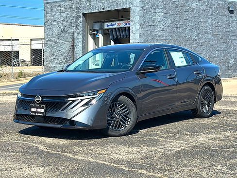 New 2026 Nissan Sentra SV w/ SV Convenience Package FWD image 2