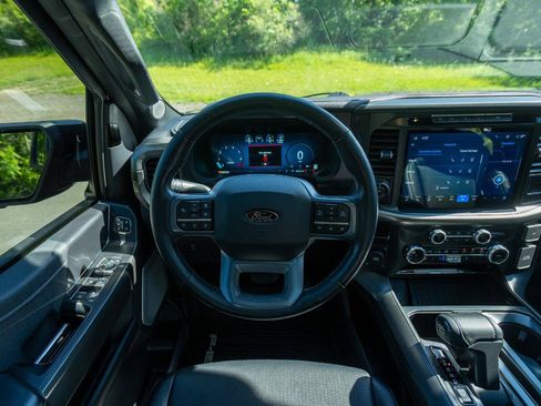 Used 2024 Ford F150 Lariat w/ Equipment Group 502A High AWD/4WD image 13