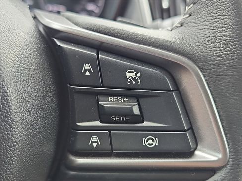 Certified 2025 Subaru Outback Premium w/ Popular Package #1A image 18