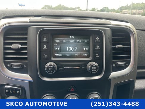 Used 2017 RAM 1500 Classic SLT image 17