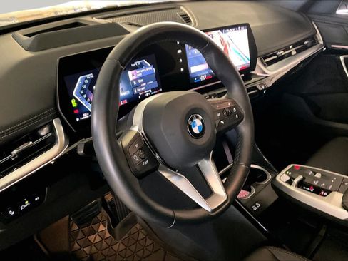 Used 2025 BMW X1 xDrive28i w/ Technology Package AWD/4WD image 16