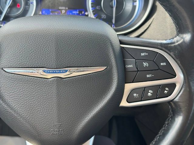 Certified 2021 Chrysler 300 Touring L AWD/4WD image 31