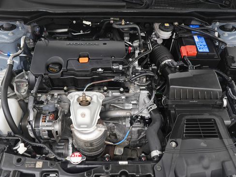 Used 2023 Honda Civic Sport image 28