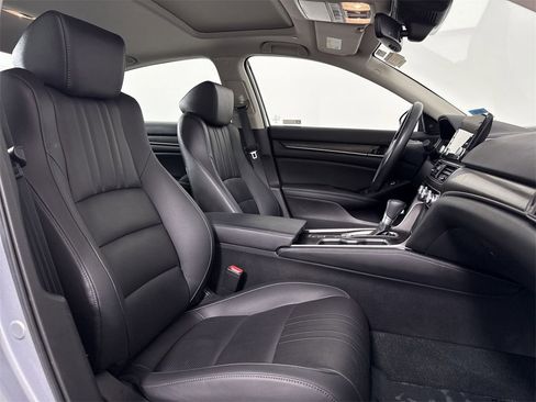 Used 2021 Honda Accord EX-L image 23