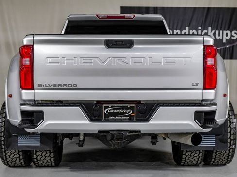 Used 2023 Chevrolet Silverado 3500 LT w/ Convenience Package image 10