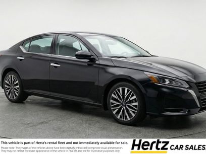 Used 2025 Nissan Altima 2.5 SV