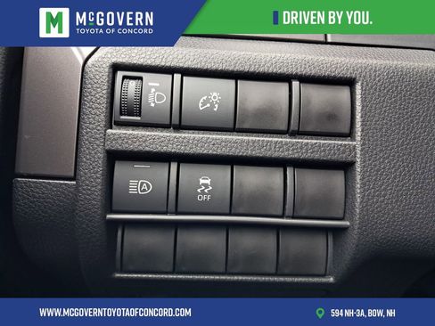 Used 2025 Toyota Tacoma TRD Sport AWD/4WD image 22