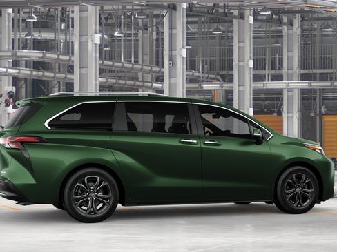 New 2026 Toyota Sienna Platinum AWD/4WD image 11