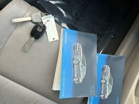Used 2012 Honda Accord EX-L image 26