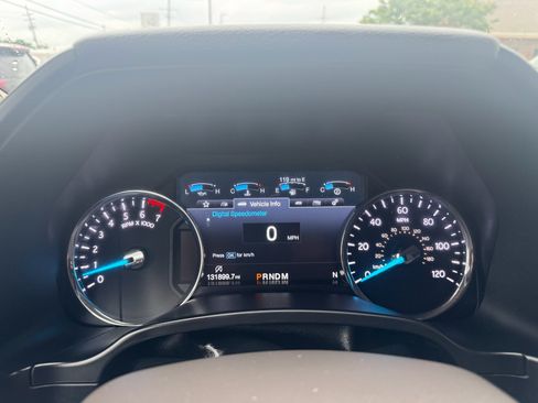 Used 2018 Ford Expedition Limited w/ Equipment Group 302A RWD image 22