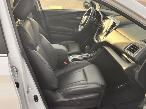 Used 2023 Subaru Ascent Limited image 8