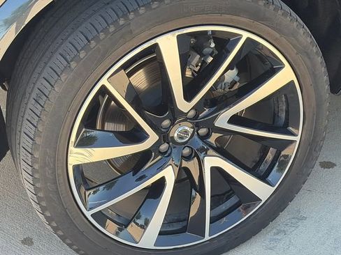 Used 2022 Volvo XC90 T8 Inscription Expression w/ Advanced Package image 10