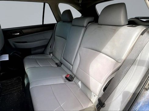 Used 2019 Subaru Outback 2.5i Limited w/ Protection Package #1 AWD/4WD image 18