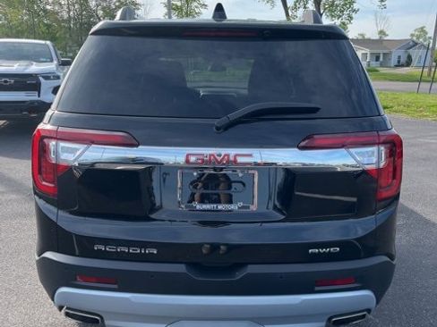 Used 2023 GMC Acadia SLE w/ Driver Convenience Package image 5