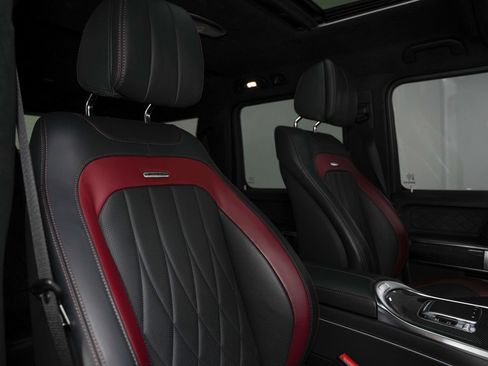 Used 2025 Mercedes-Benz G 63 AMG 4MATIC image 28