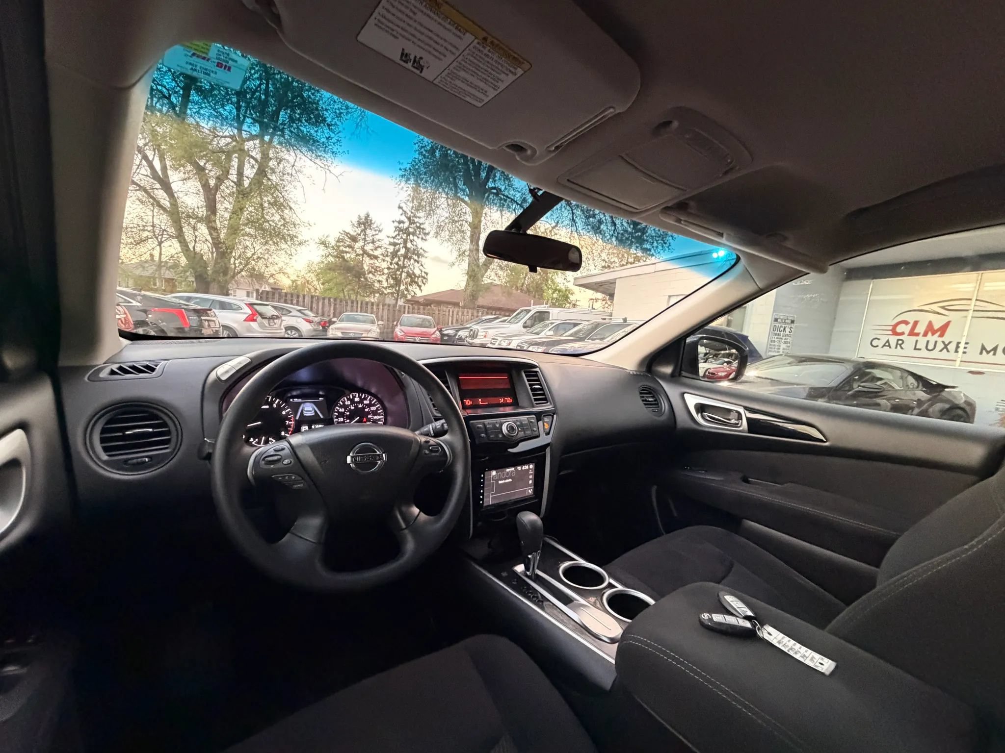 Used 2014 Nissan Pathfinder S FWD image 33
