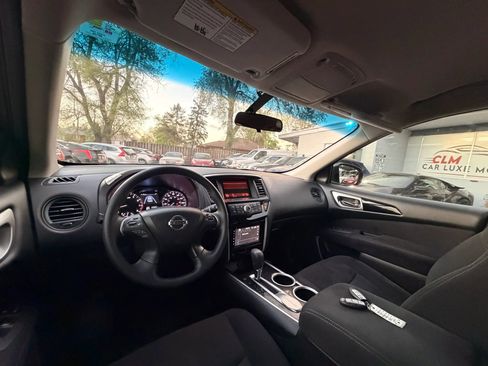 Used 2014 Nissan Pathfinder S FWD image 33