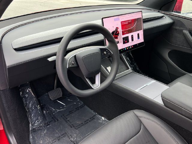 Used 2026 Tesla Model Y Long Range AWD/4WD image 19