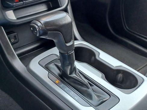 Used 2019 Chevrolet Colorado LT AWD/4WD image 21