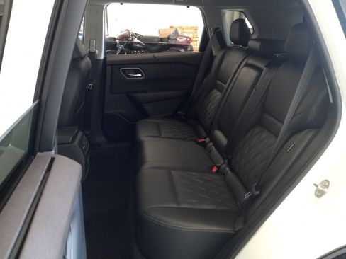 Used 2021 Nissan Rogue Platinum AWD/4WD image 15