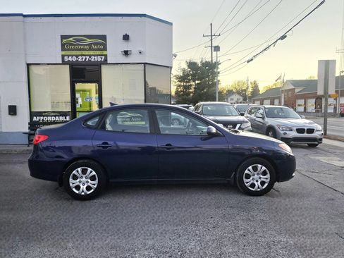 Used 2010 Hyundai Elantra GLS FWD image 6