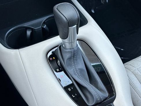 Certified 2023 Honda HR-V LX image 23