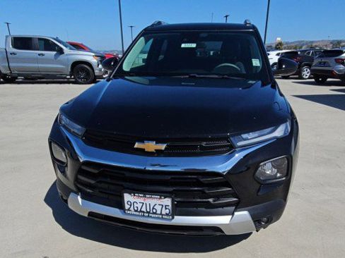Used 2023 Chevrolet TrailBlazer LT FWD image 3