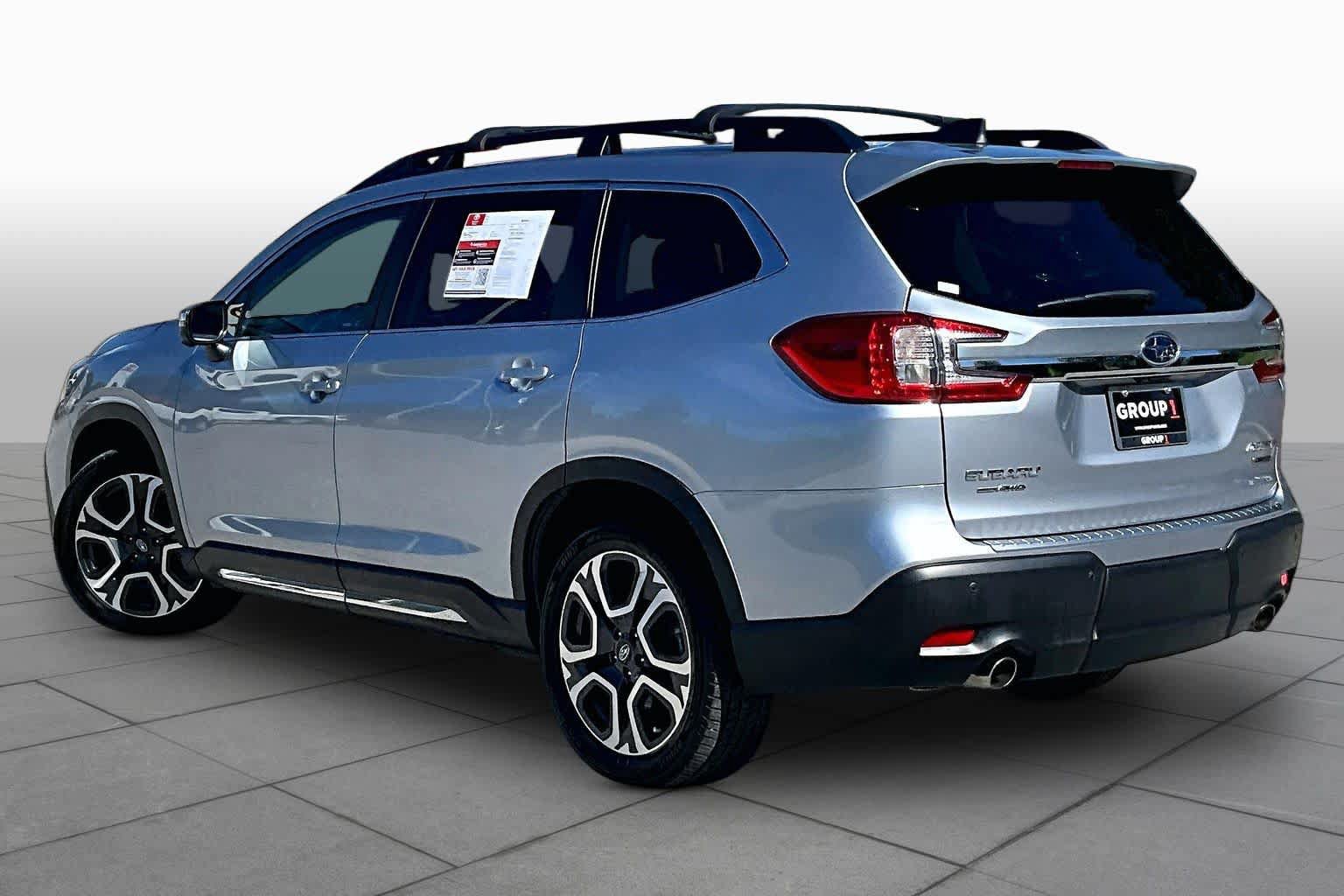 Used 2023 Subaru Ascent Limited w/ Technology Package AWD/4WD image 12