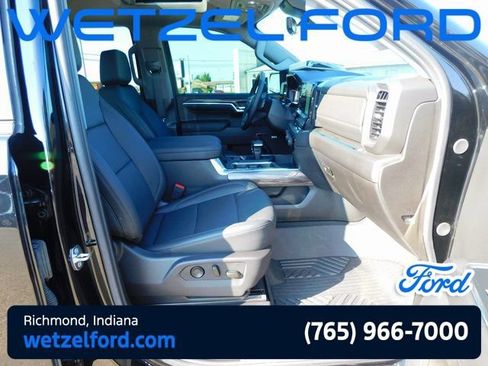Used 2024 Chevrolet Silverado 1500 LTZ w/ LTZ Premium Package AWD/4WD image 24