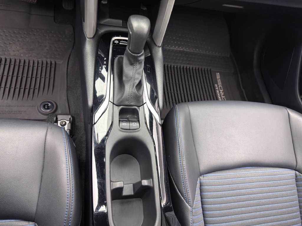Used 2024 Toyota Corolla Cross AWD Hybrid w/ Convenience Package image 24