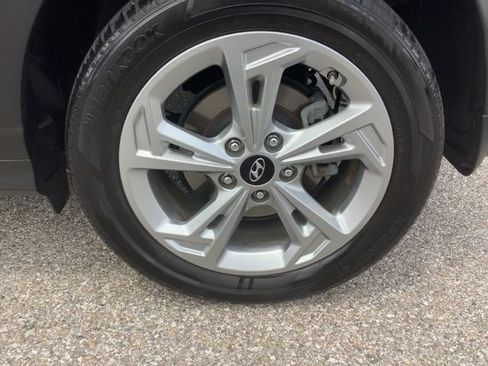 Certified 2023 Hyundai Kona SEL AWD/4WD image 32