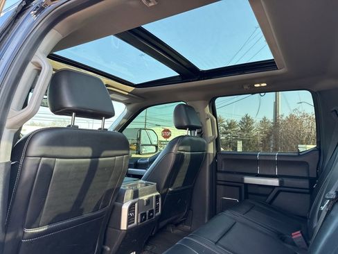 Used 2021 Ford F250 Lariat image 27