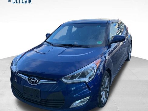 Used 2017 Hyundai Veloster image 1
