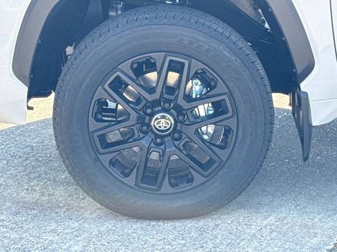New 2026 Toyota Tundra Limited AWD/4WD image 4