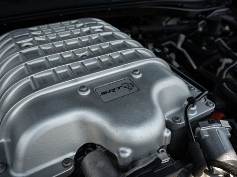 Used 2020 Dodge Challenger SRT Hellcat RWD image 26